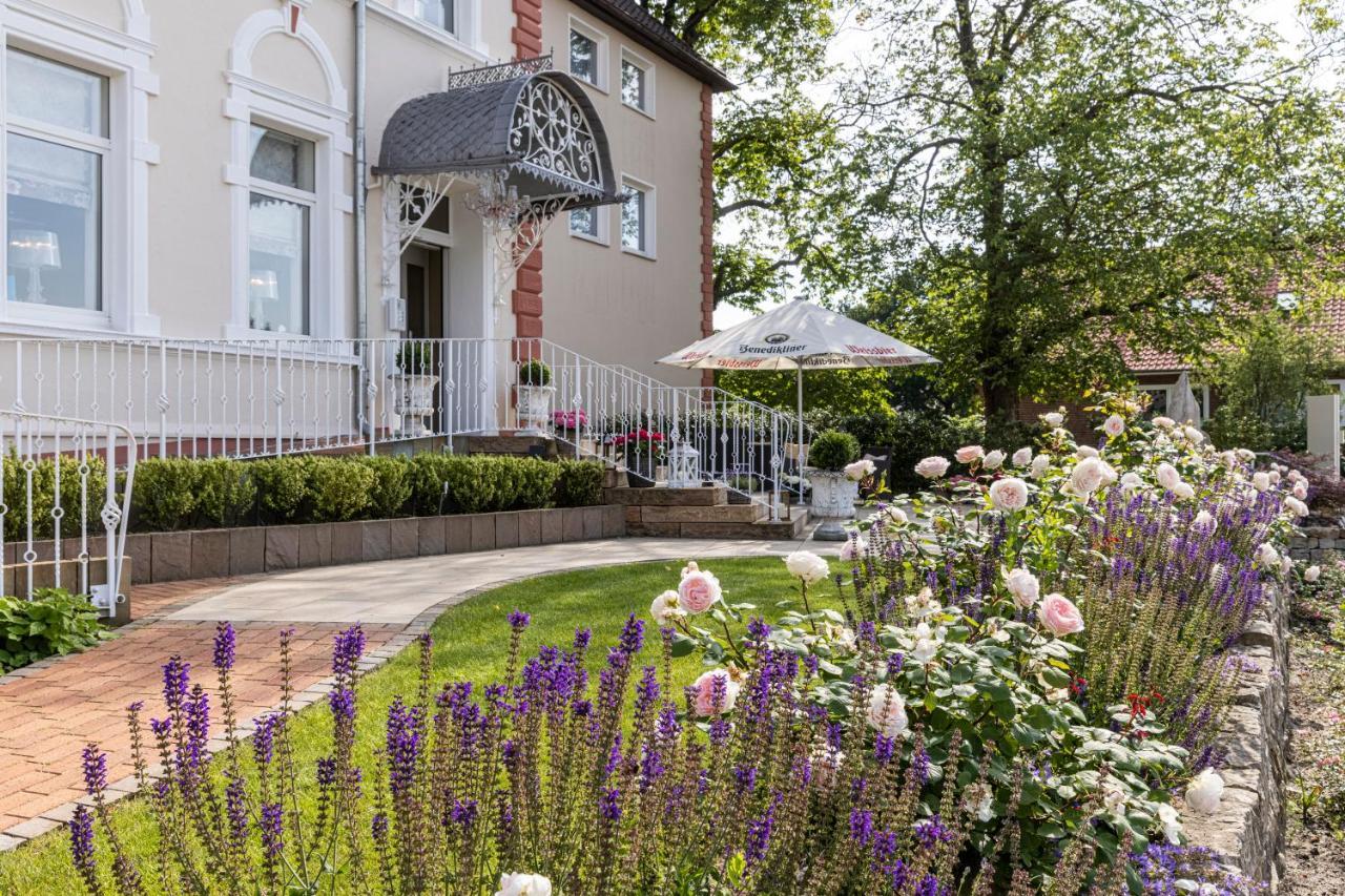 Parkhotel Bilm Im Glueck Am Stadtrand Hannovers Sehnde Buitenkant foto